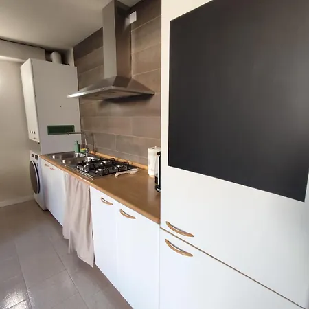 Bella-host By Foresteria Bella *